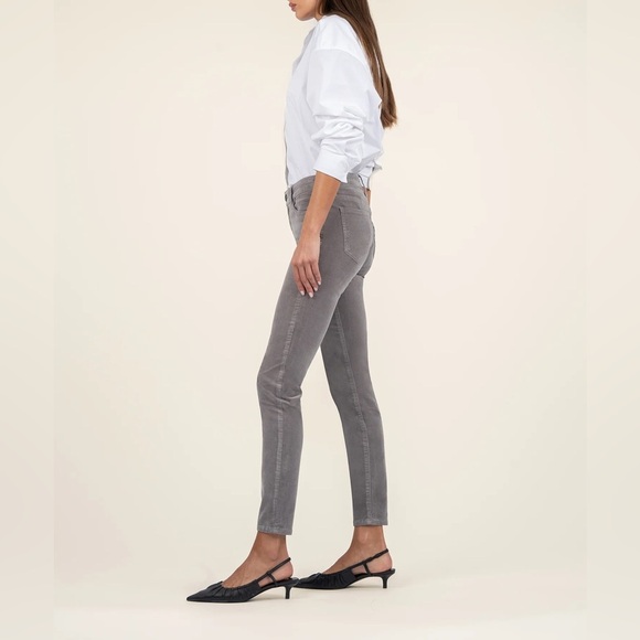 NWT!! KUT From The Kloth - Diana Corduroy Relaxed Fit Skinny - Concrete Grey - 0 - Picture 2 of 9